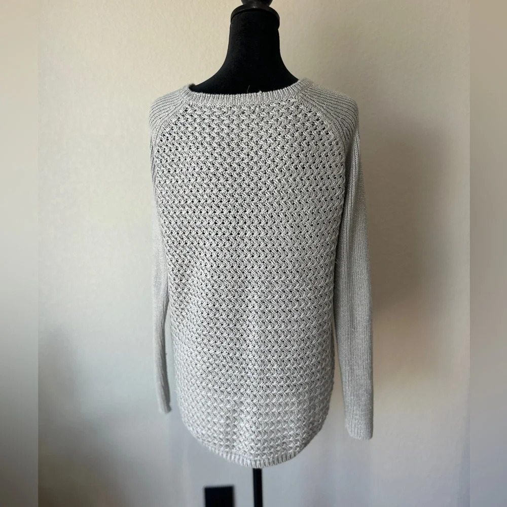 APT. 9 Gray Shimmer Knit Sweater Large - Picture 7 of 7